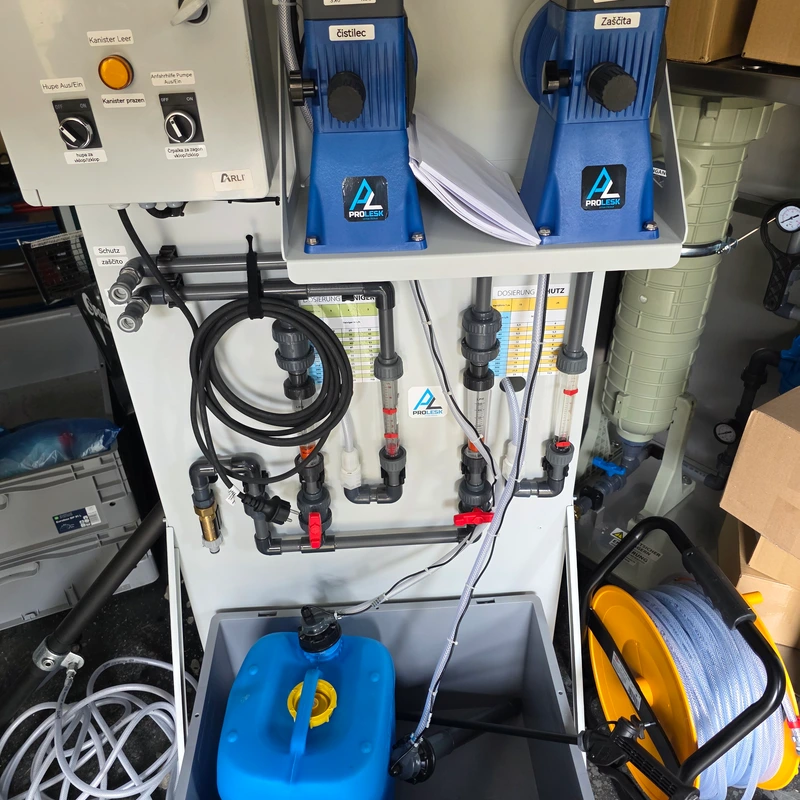 Alkalna čistila in pravilo pH 10,5